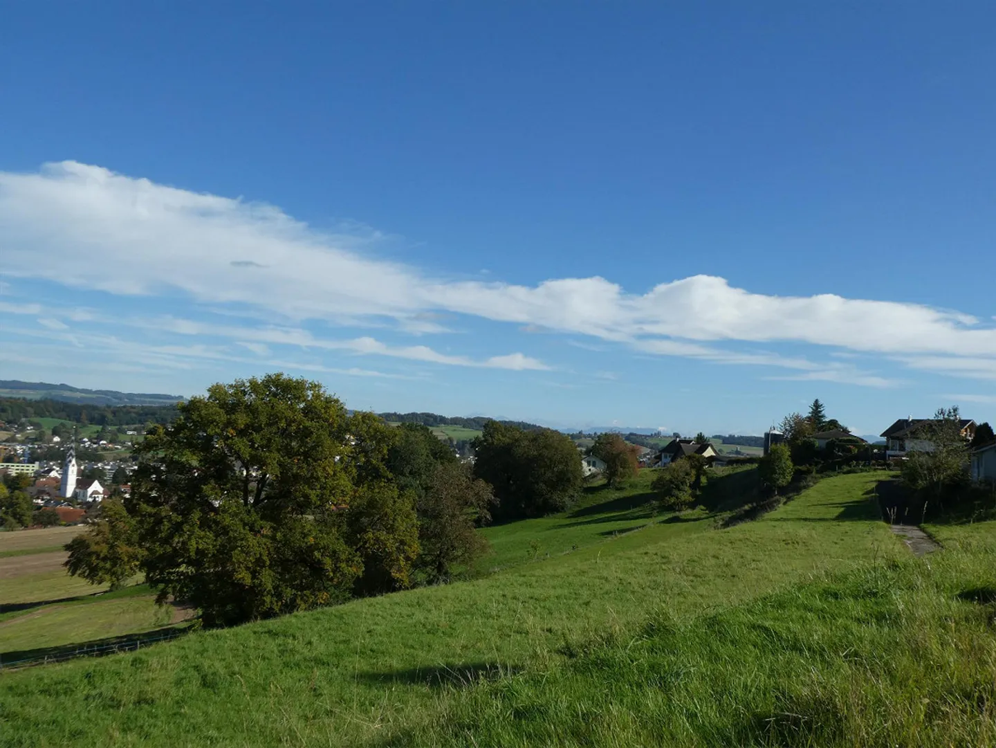 Baugrundstück mit genehmigtem Haus - Foto 9 von 11