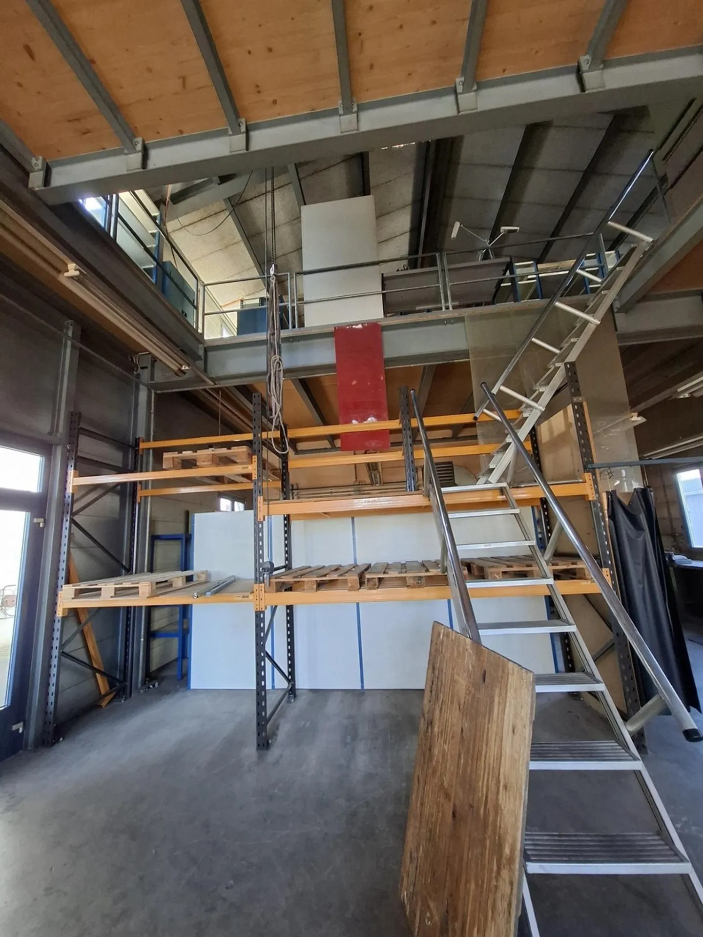 Locaux commerciaux à louer environ. - Photo 7 sur 7