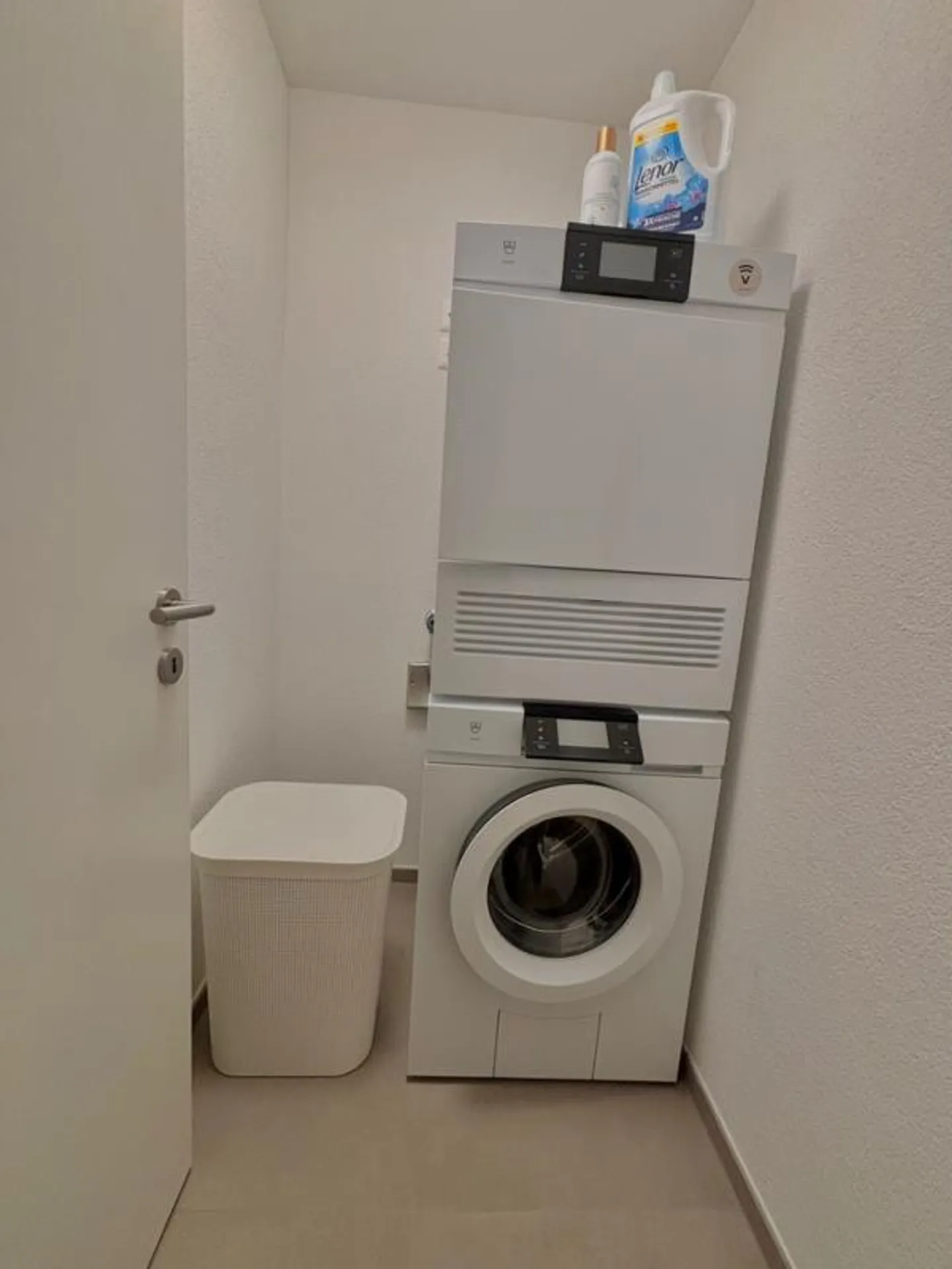 Appartamento con terrazza e vista panoramica - Foto 7 di 8