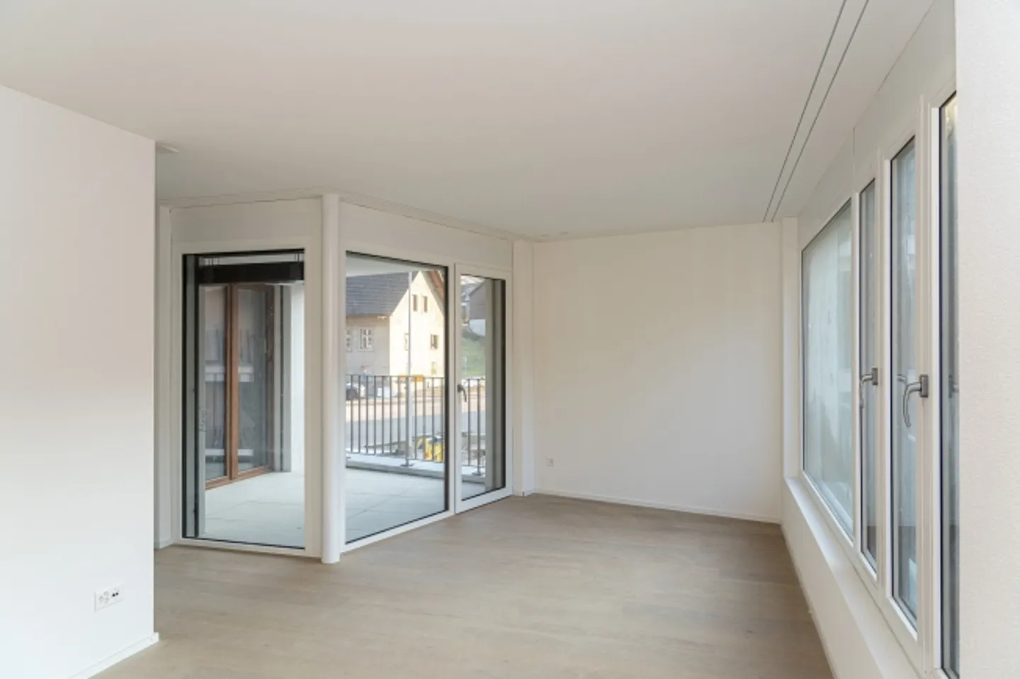 Modern 3.5-room apartment with a view in Obermumpf - Photo 9 of 11