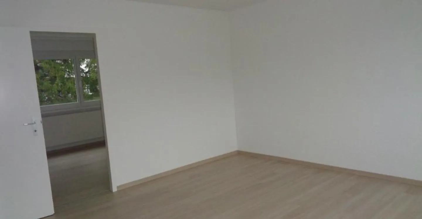Appartamento situato in una zona tranquilla e soleggiata - Foto 9 di 11