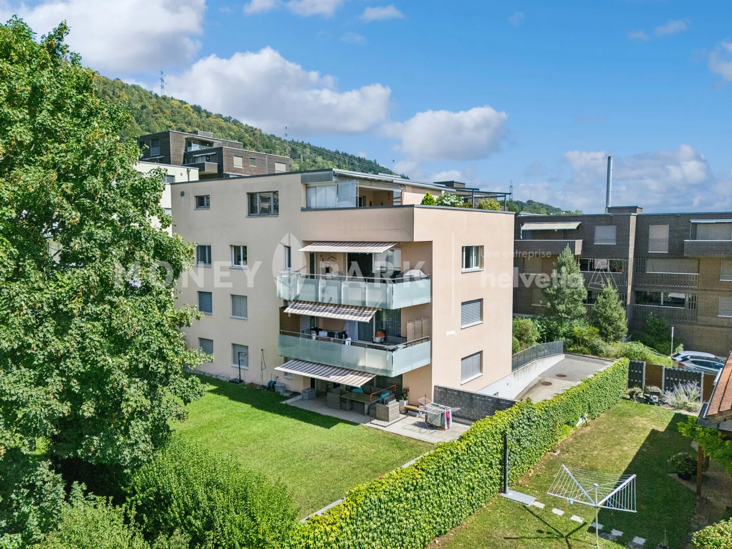 Beautiful 4.5-room apartment with balcony - Photo 1 of 11
