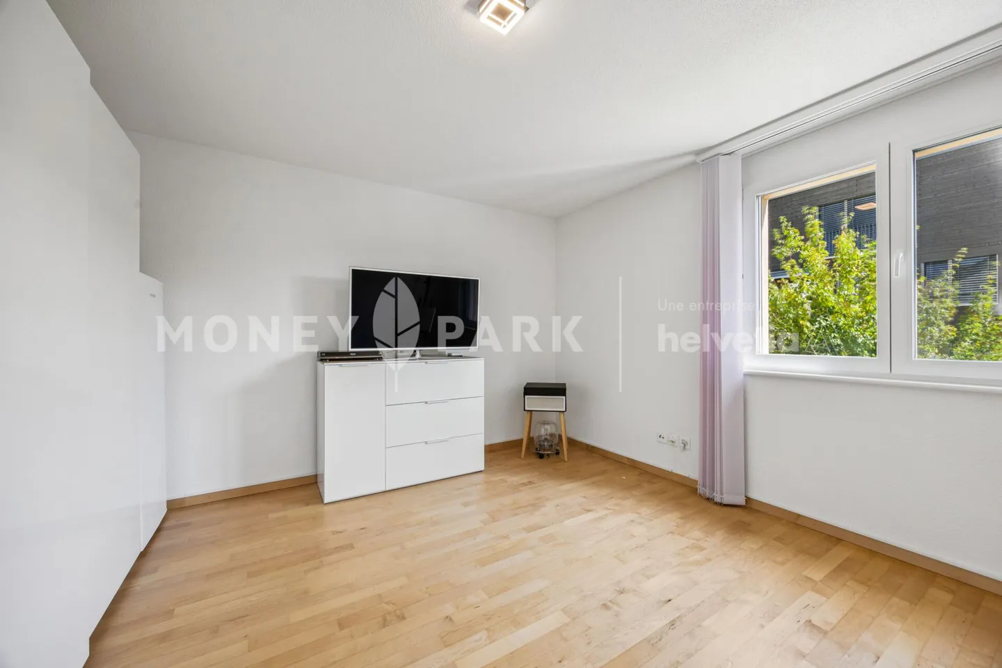 Beautiful 4.5-room apartment with balcony - Photo 7 of 11