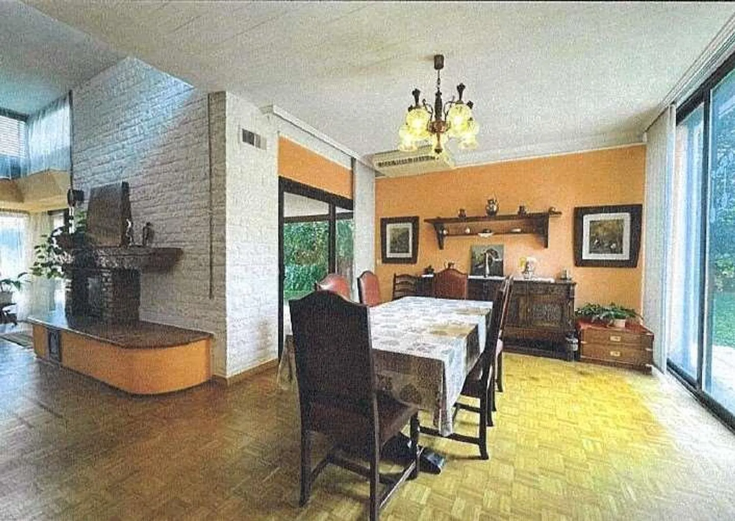 Villa avec piscine et grand terrain - Photo 4 sur 5