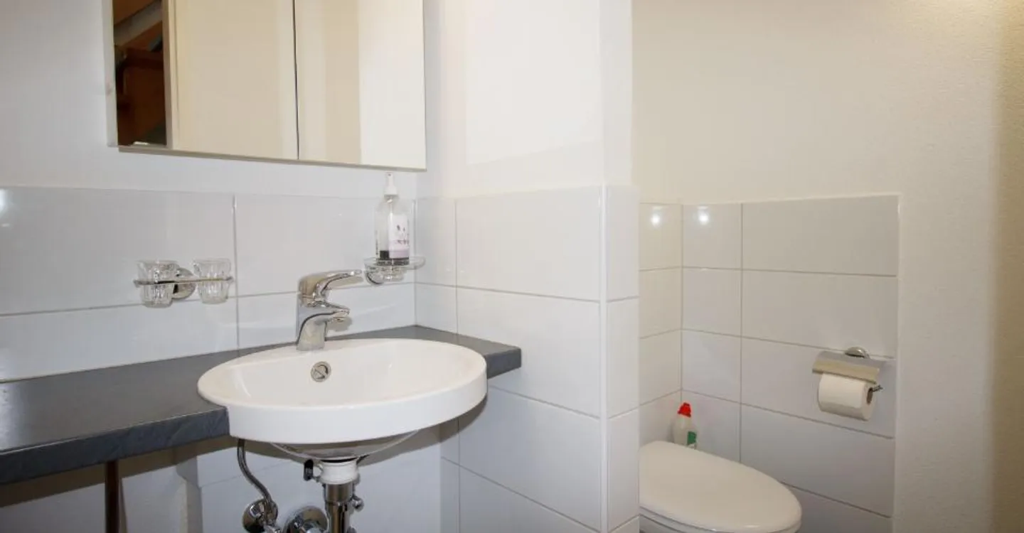 Charming Duplex Apartment - Photo 10 of 13