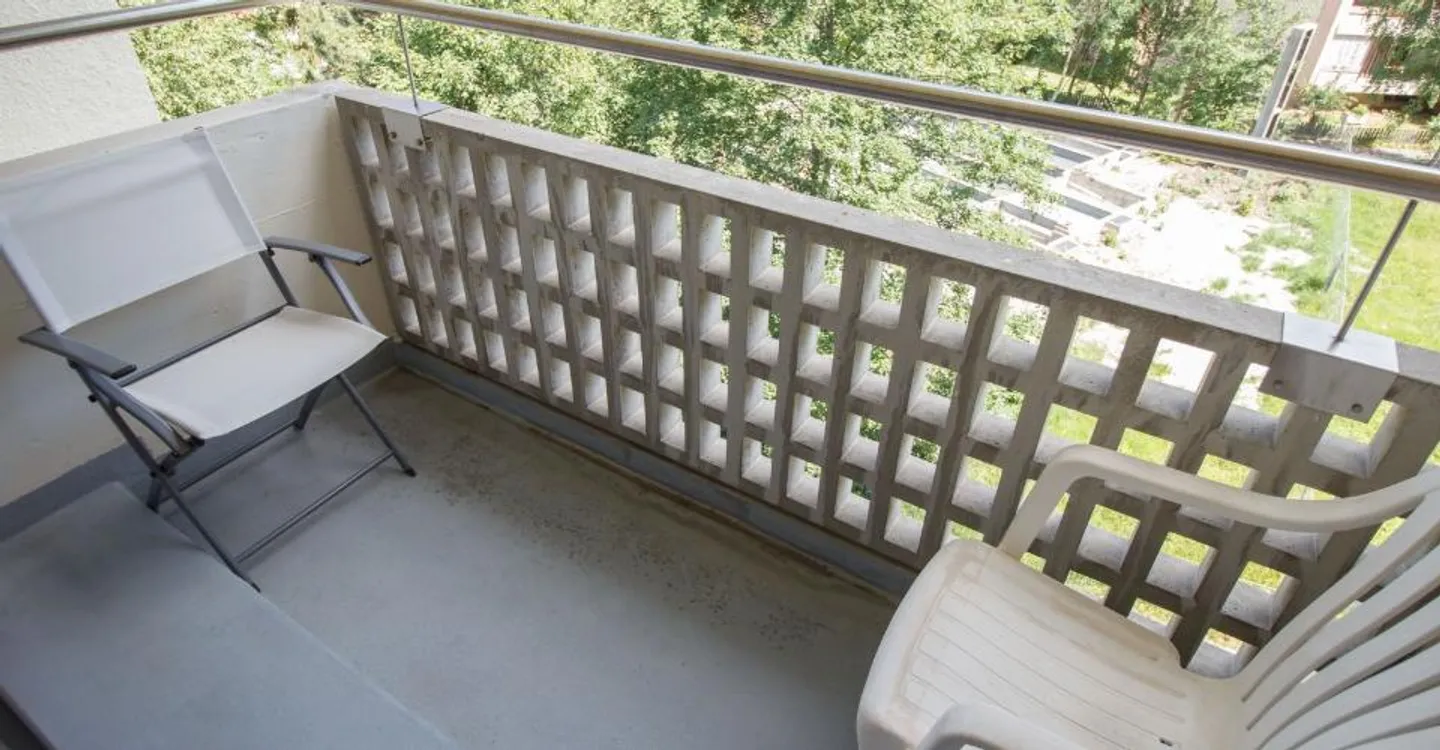 Charming Duplex Apartment - Photo 12 of 13
