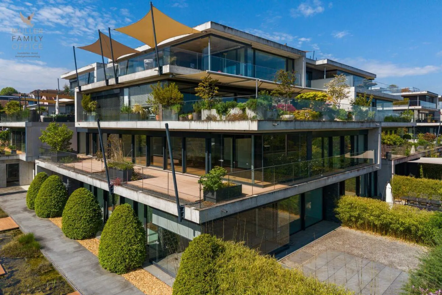 Geräumige Terrassenwohnung in Uttwil - Foto 1 von 14