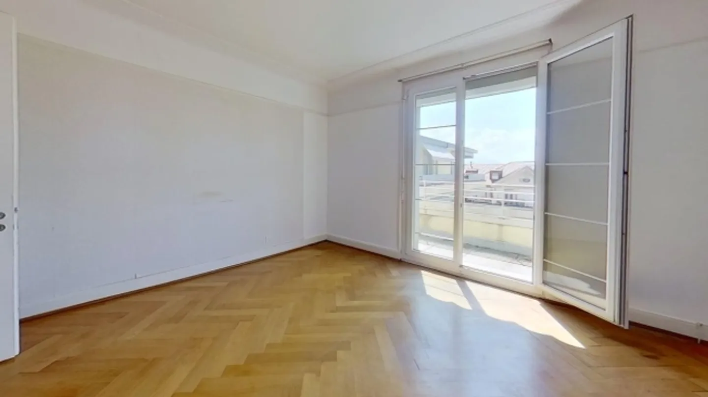 «Appartement dans centre Lausanne - Photos témoins de l'appartement» - Photo 2 sur 9