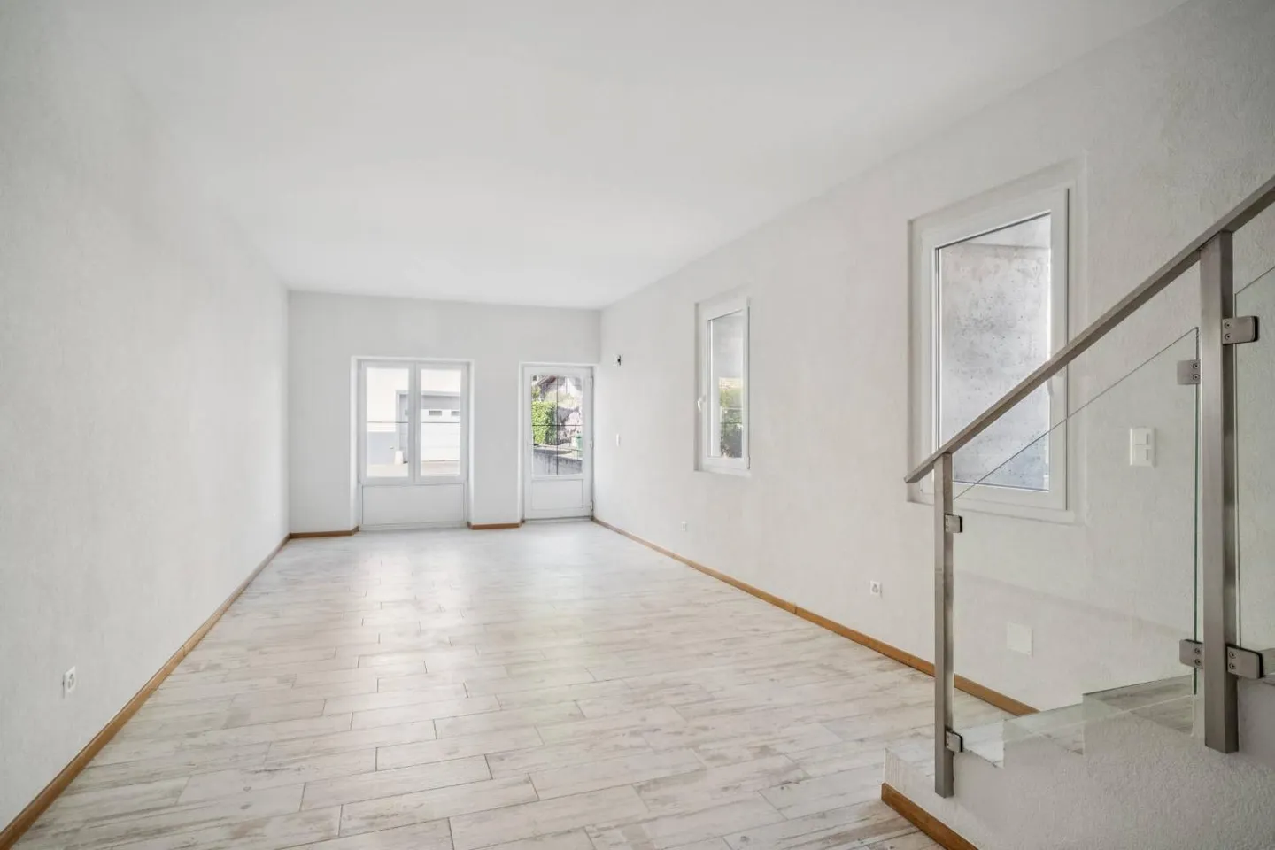 Duplex mit 4.5 Zimmern und Charakter in kleiner WEG - Foto 1 von 7
