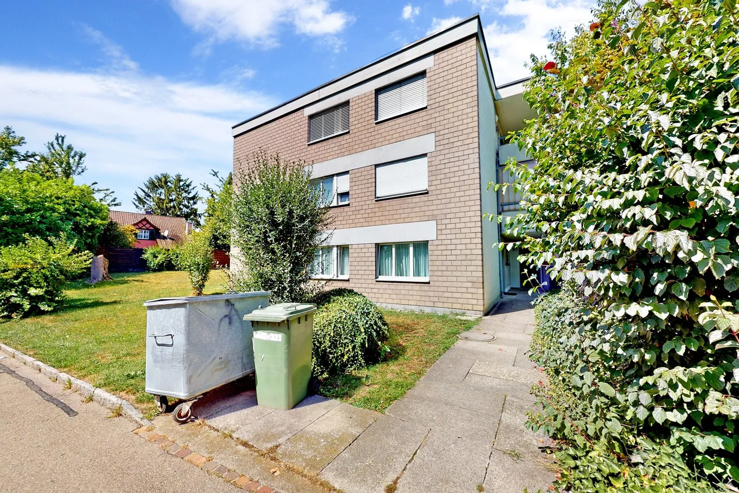 Bien immobilier à louer - Photo 1 sur 7
