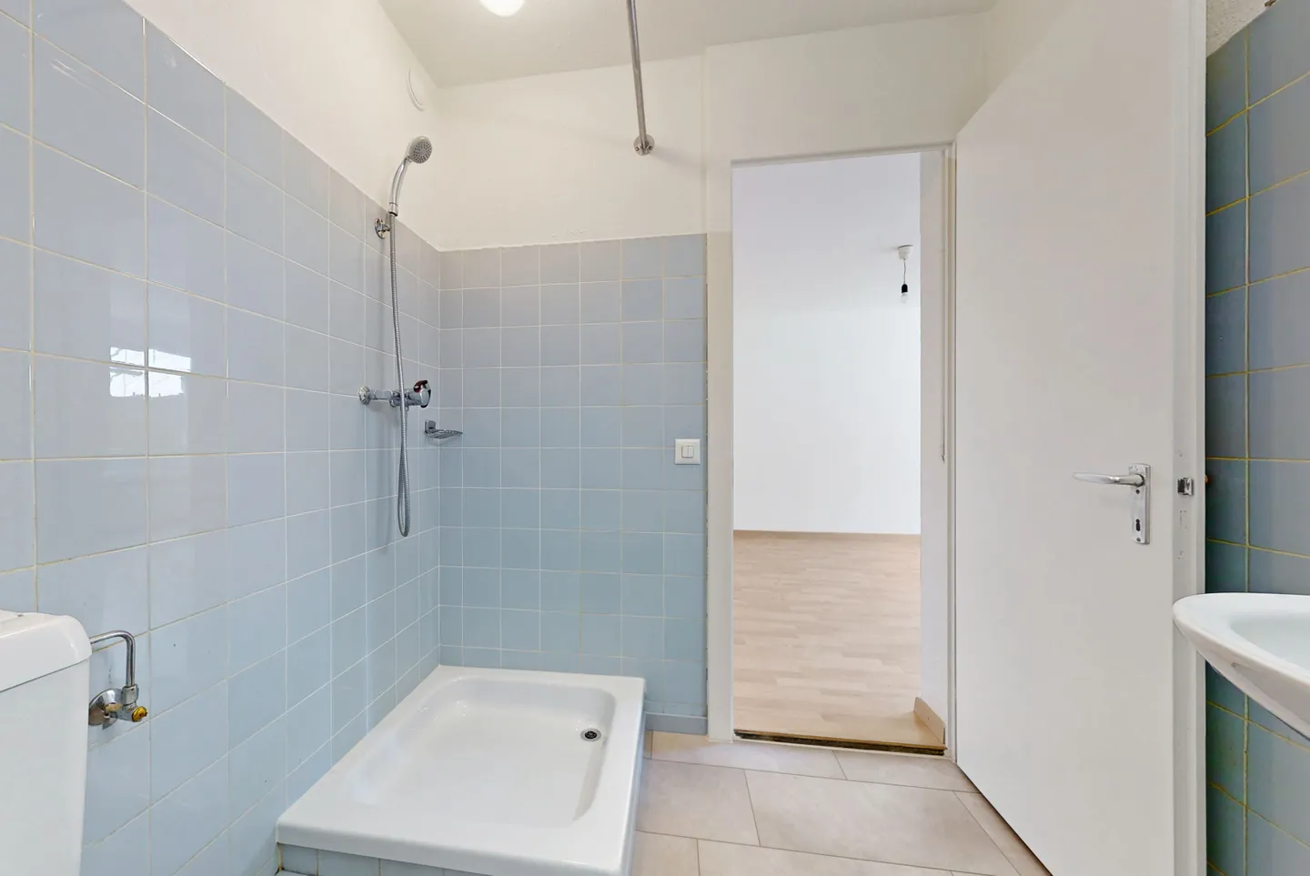 Bien immobilier à louer - Photo 6 sur 7