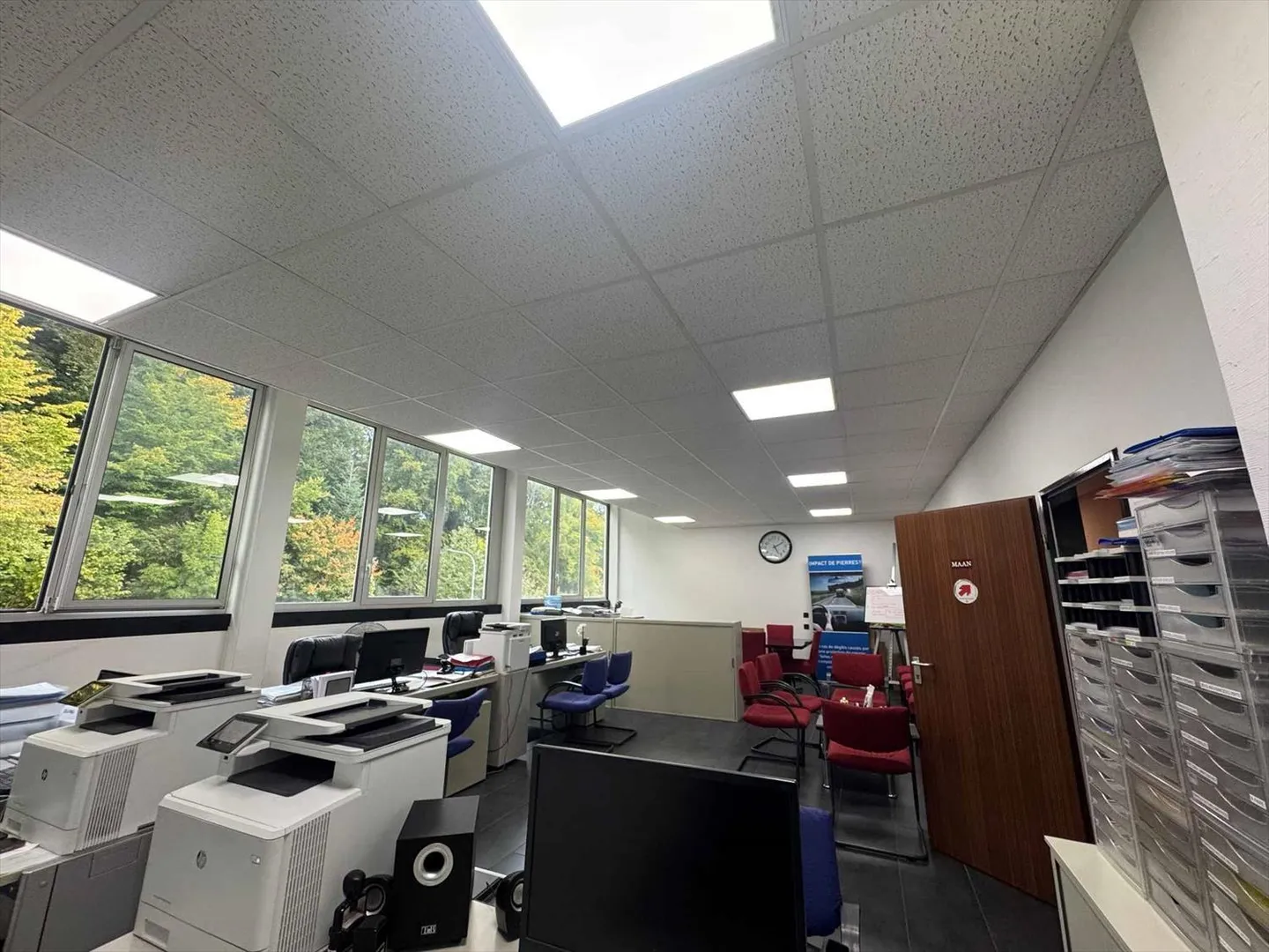 Seltene Gelegenheit in Aclens Mechanik- und Karosseriewerkstatt - Foto 5 von 5