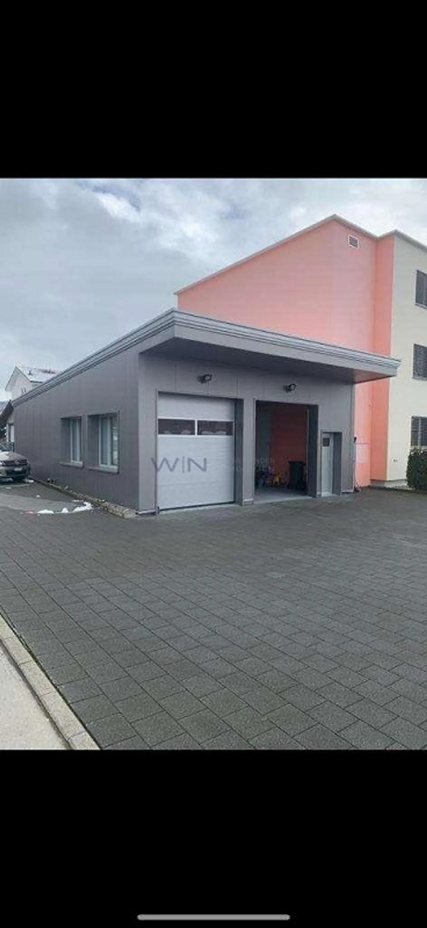 Hall de construction en acier de haute qualité (100m2) - Photo 1 sur 1