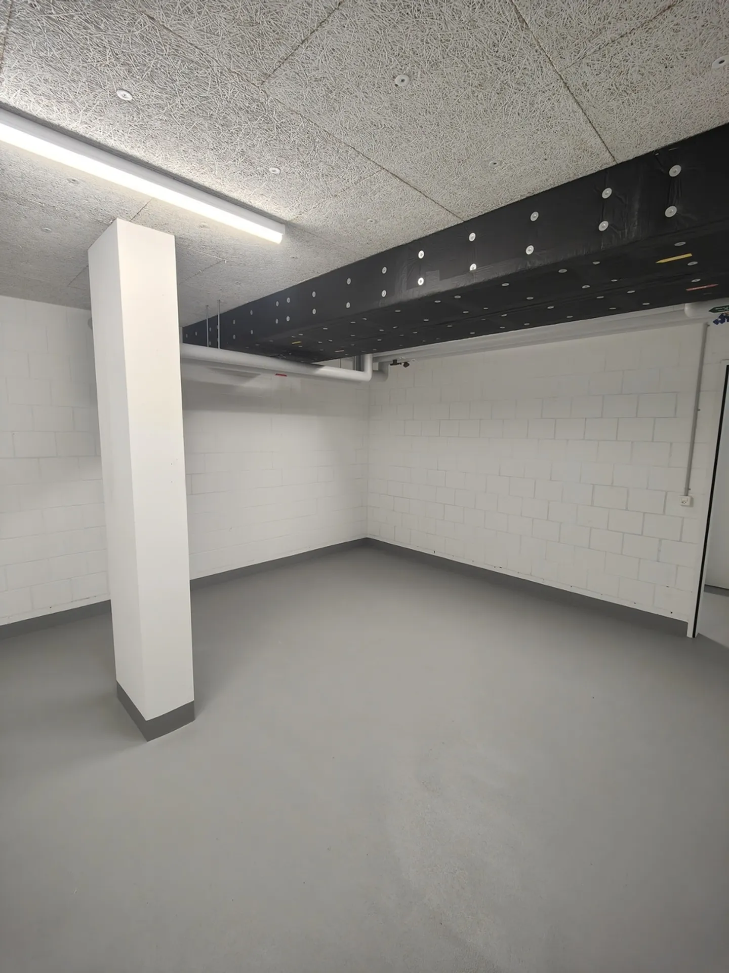 21m2 Espace de stockage Villmergen - Oberdorfstrasse 5c - Photo 7 sur 9