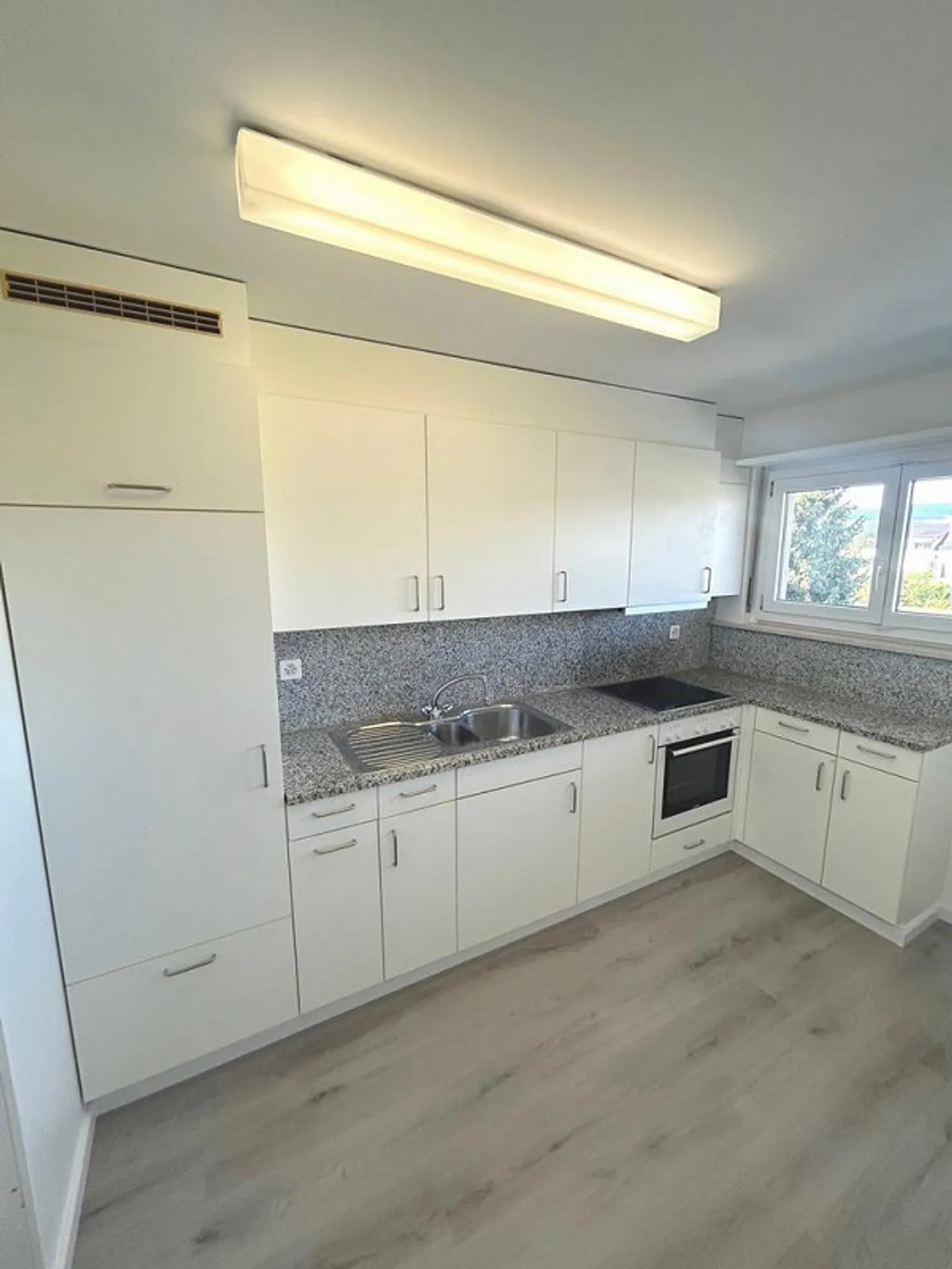 Renovierte Wohnung in grüner Umgebung - Foto 2 von 9