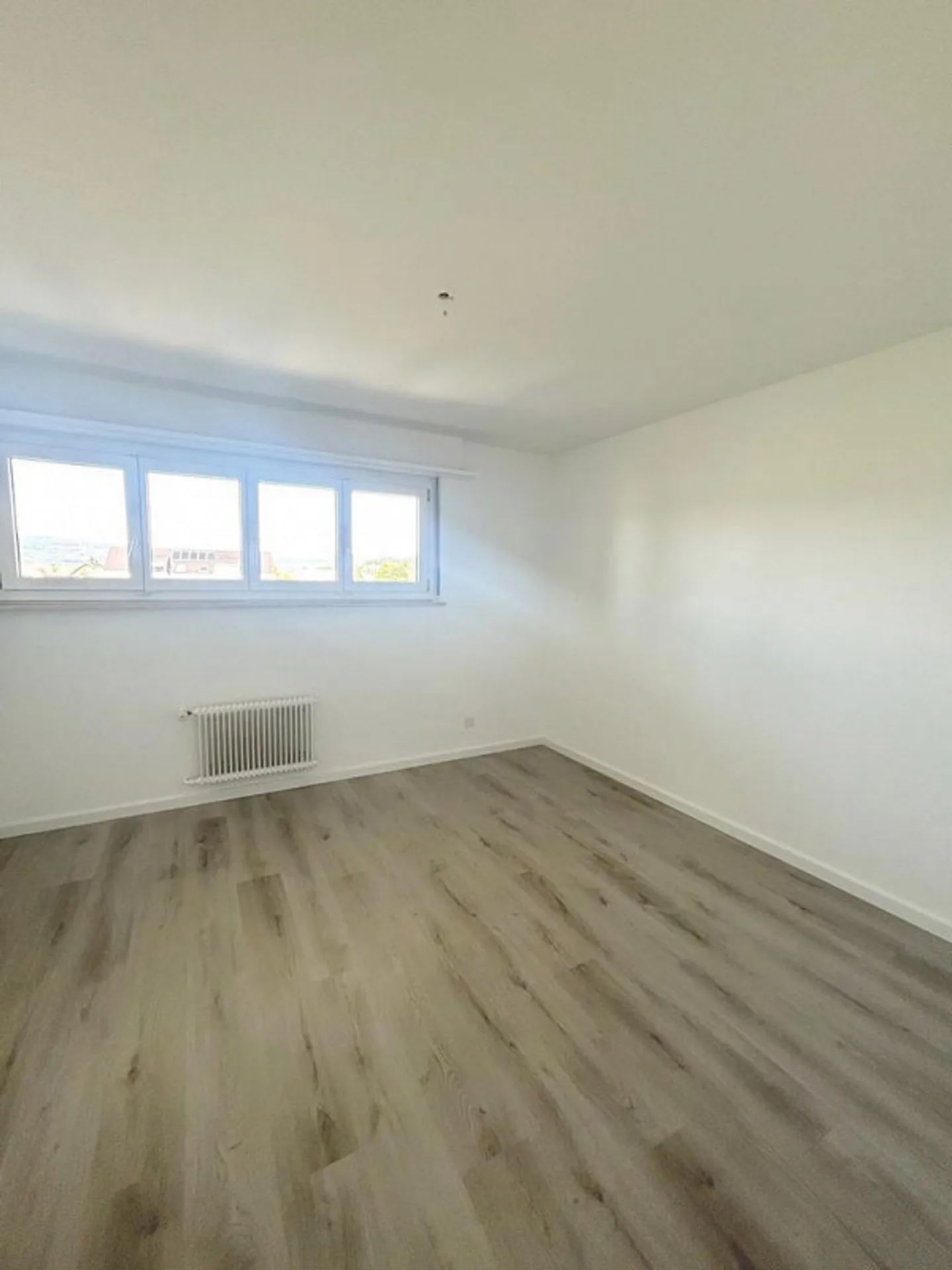Renovierte Wohnung in grüner Umgebung - Foto 5 von 9