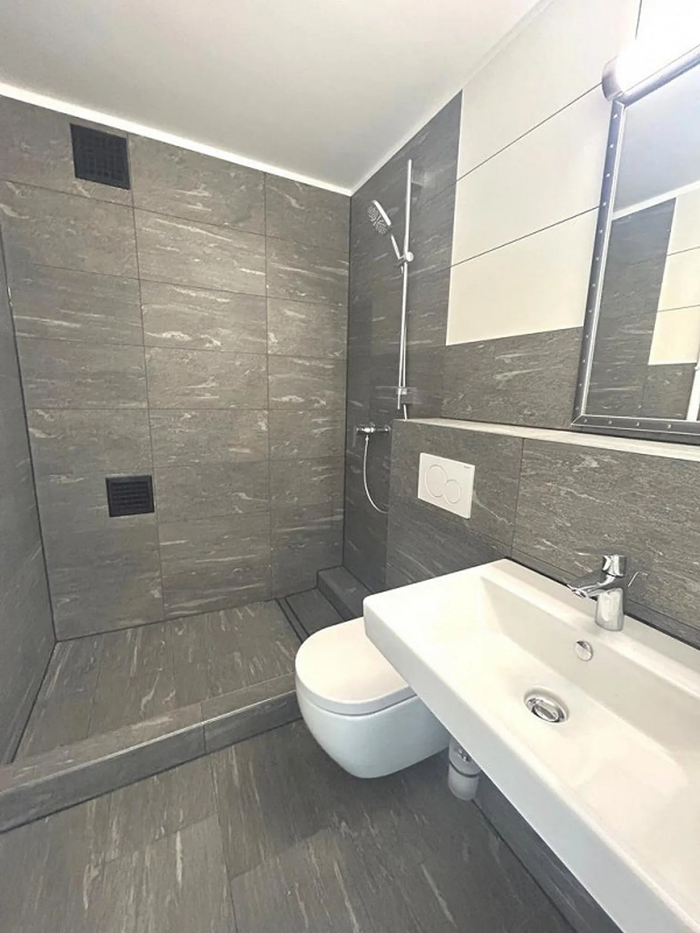 Renovierte Wohnung in grüner Umgebung - Foto 6 von 9