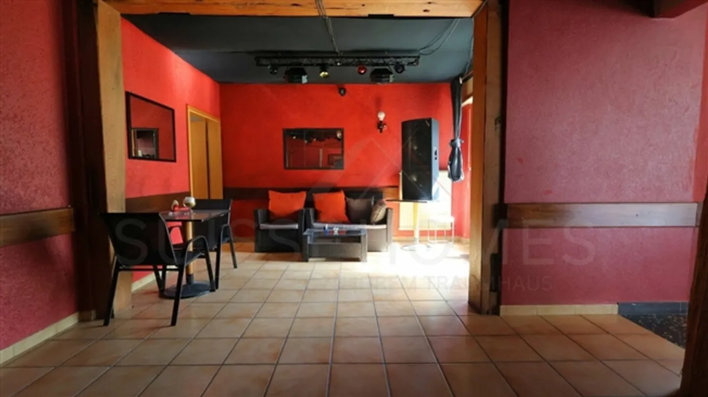 Propriétés résidentielles et commerciales à Fahy (JU) - Charme et potentiel pour vivre et travailler au même endroit - Photo 7 sur 20