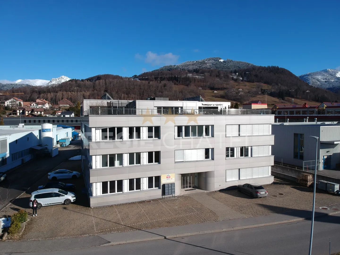 Espace Commercial pour Artisans - Photo 2 sur 2