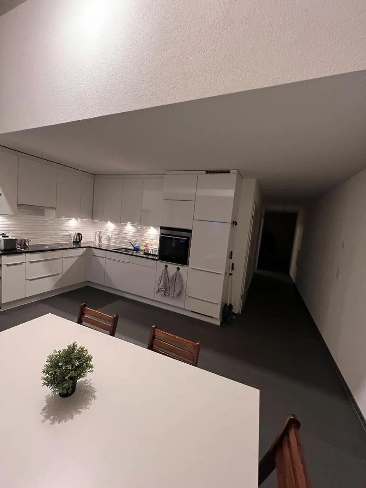 Magnifico duplex di 3,5 locali in affitto nel cuore di Orbe, città romana - Foto 2 di 7