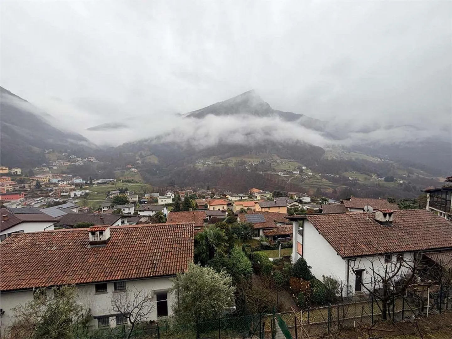 Prächtige Villa mit Aussicht - Foto 1 von 13
