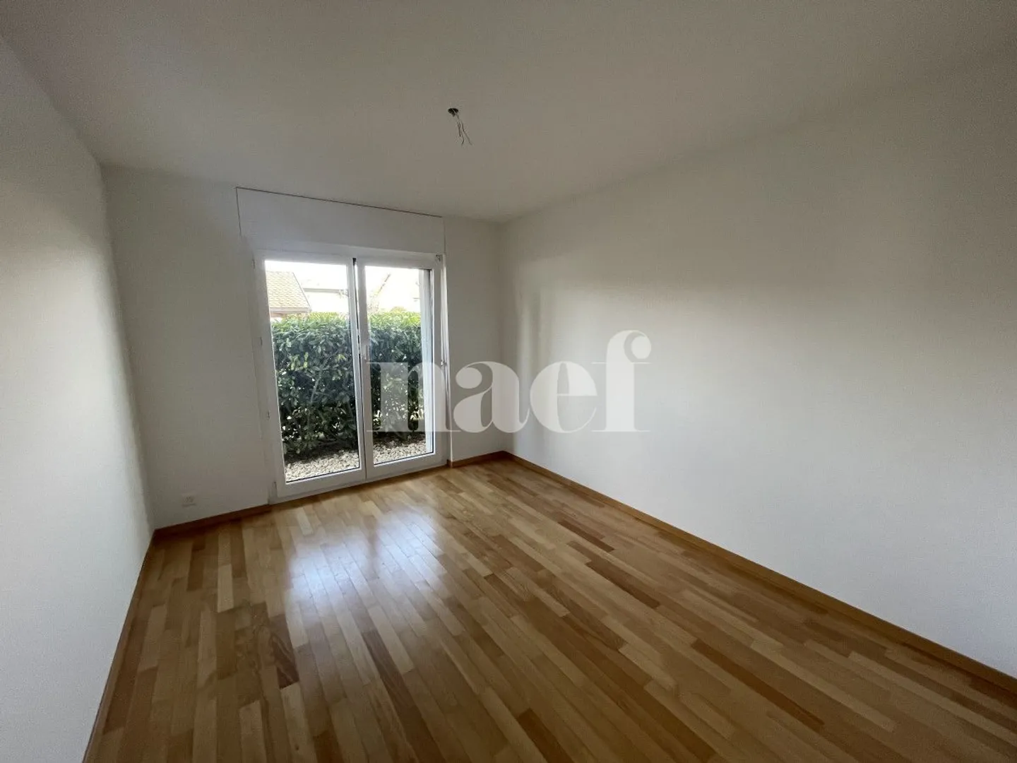 Im Zentrum von Founex - Schöne 3,5-Zimmer-Wohnung von ca. 78m2 im Erdgeschoss - Foto 5 von 7
