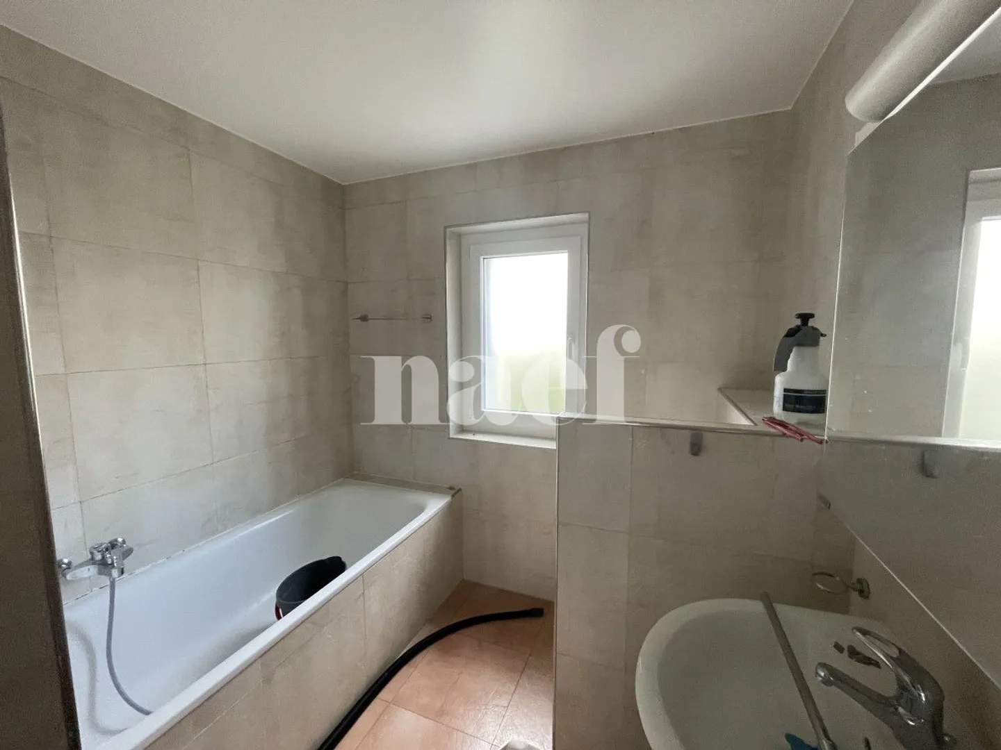 Im Zentrum von Founex - Schöne 3,5-Zimmer-Wohnung von ca. 78m2 im Erdgeschoss - Foto 6 von 7