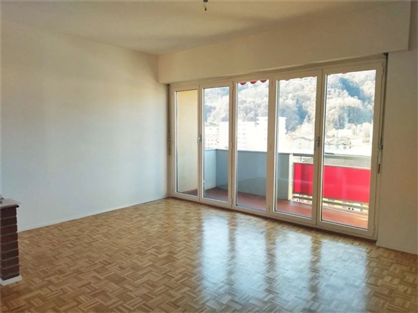 Grand bâtiment avec un revenu annuel de 5 % - Photo 5 sur 9