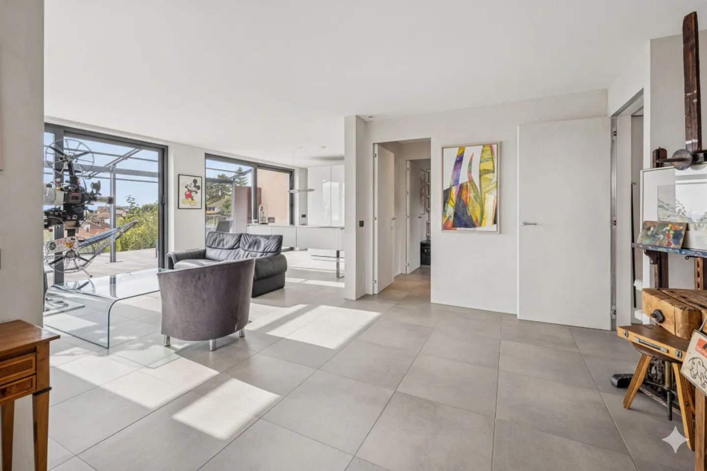 Superb semi-detached villa fully renovated - Photo 5 of 12