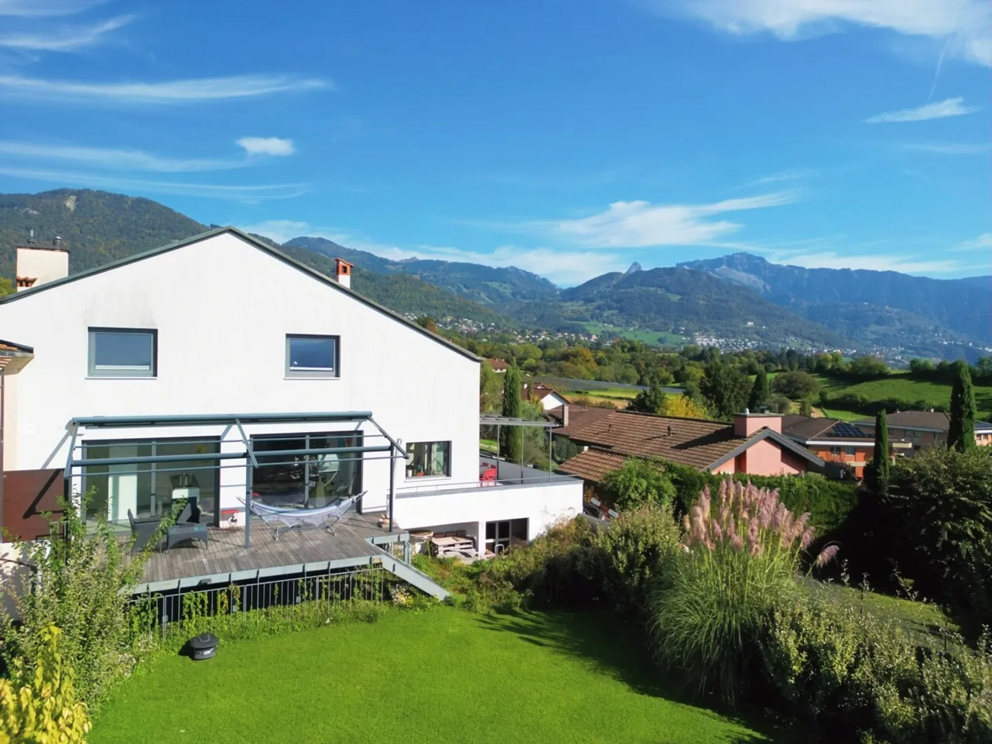 Superb semi-detached villa fully renovated - Photo 12 of 12