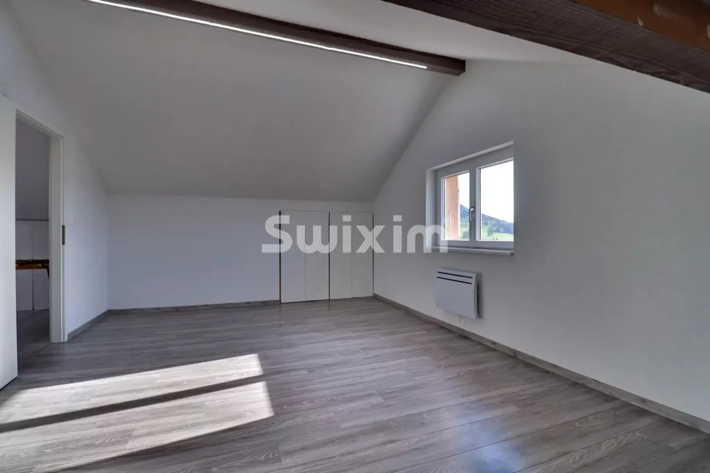 Family Villa with Rental Income - Photo 6 of 9