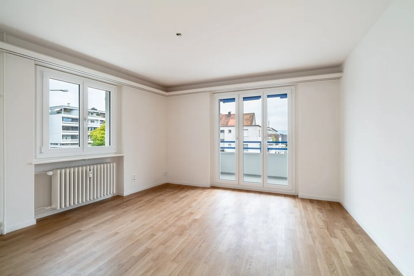 2 Zimmerwohnung, frisch sanierter Wohntraum! - Foto 2 von 7