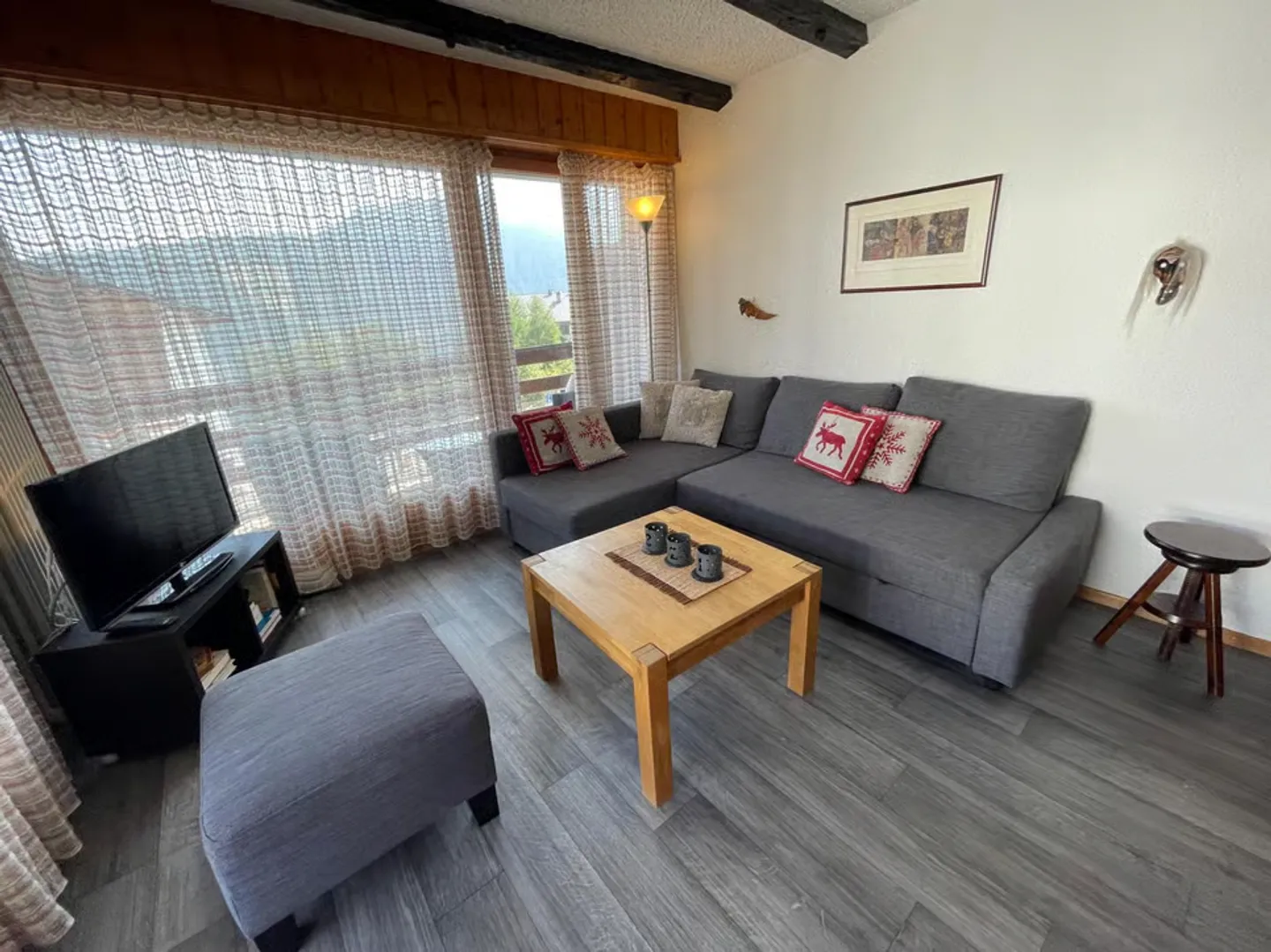 EXCLUSIVE for sale 2.5 rooms in the Tzoumaz ski resort 4 Valleys - Photo 2 of 11