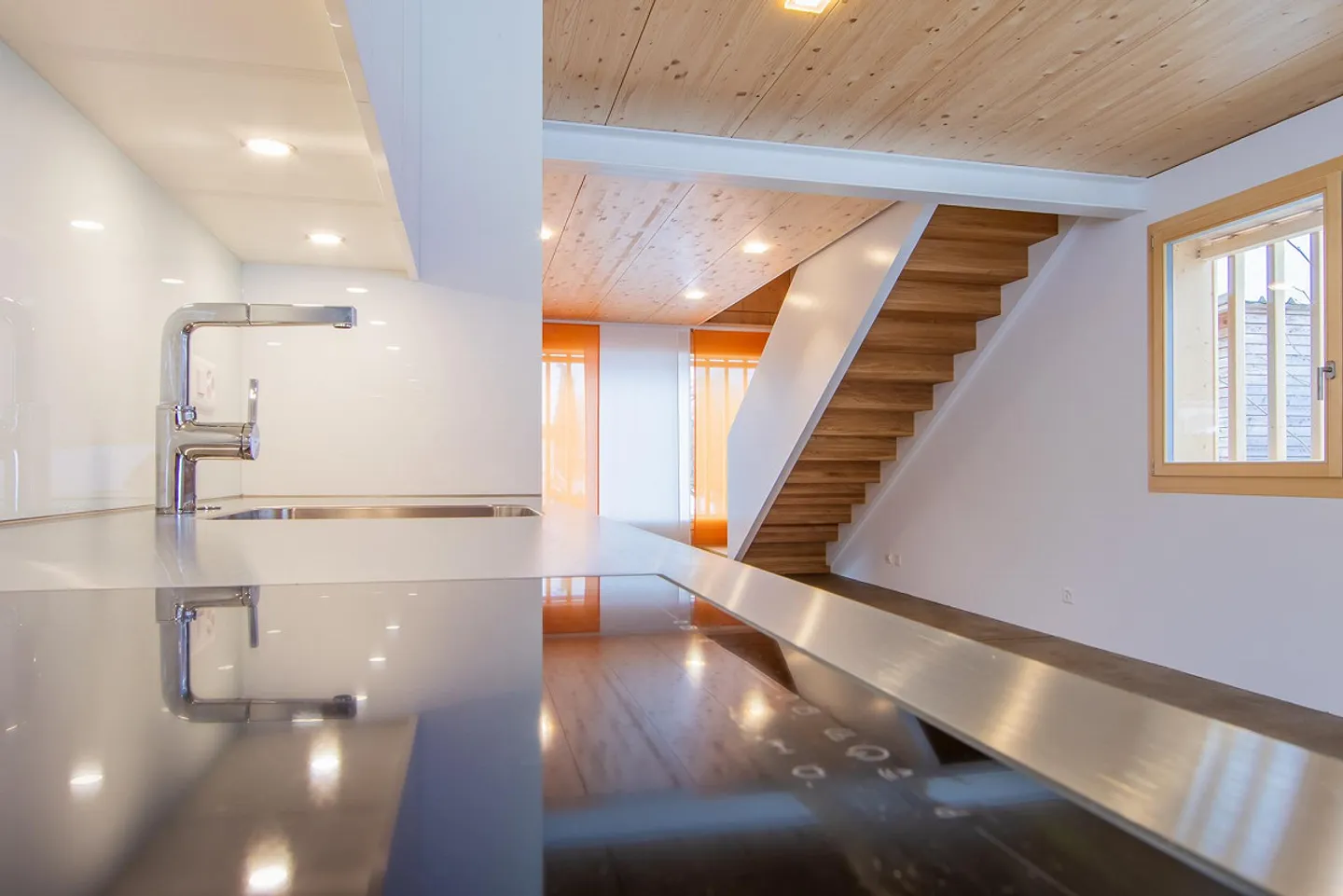 Top modern apartment with garden share (condominium) - Photo 7 of 22