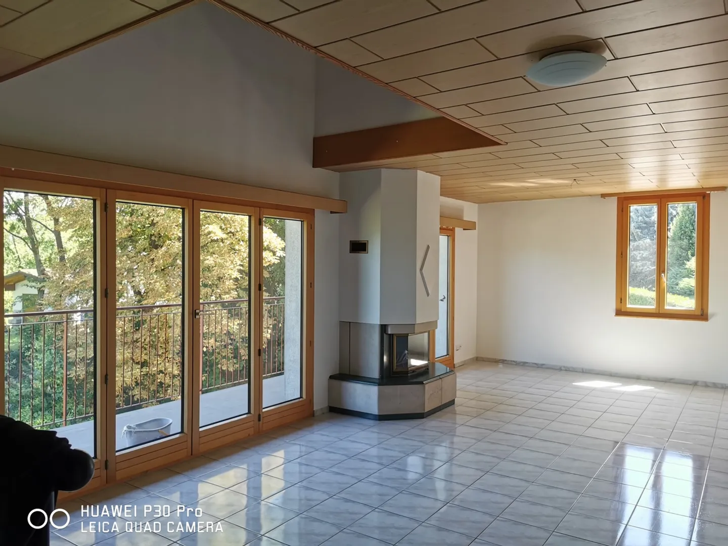 Spacious Duplex Apartment - Photo 2 of 9