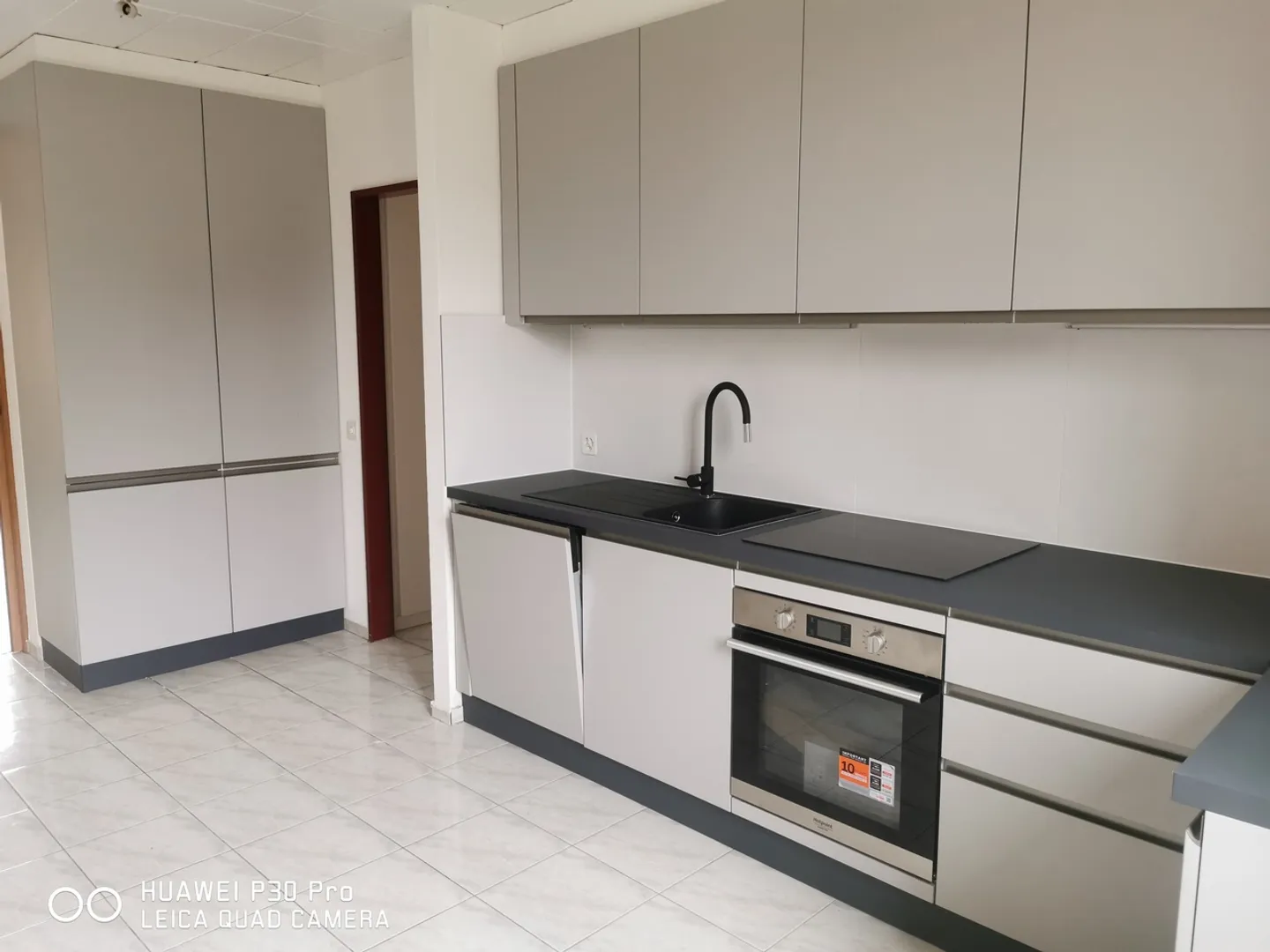 Spacious Duplex Apartment - Photo 4 of 9