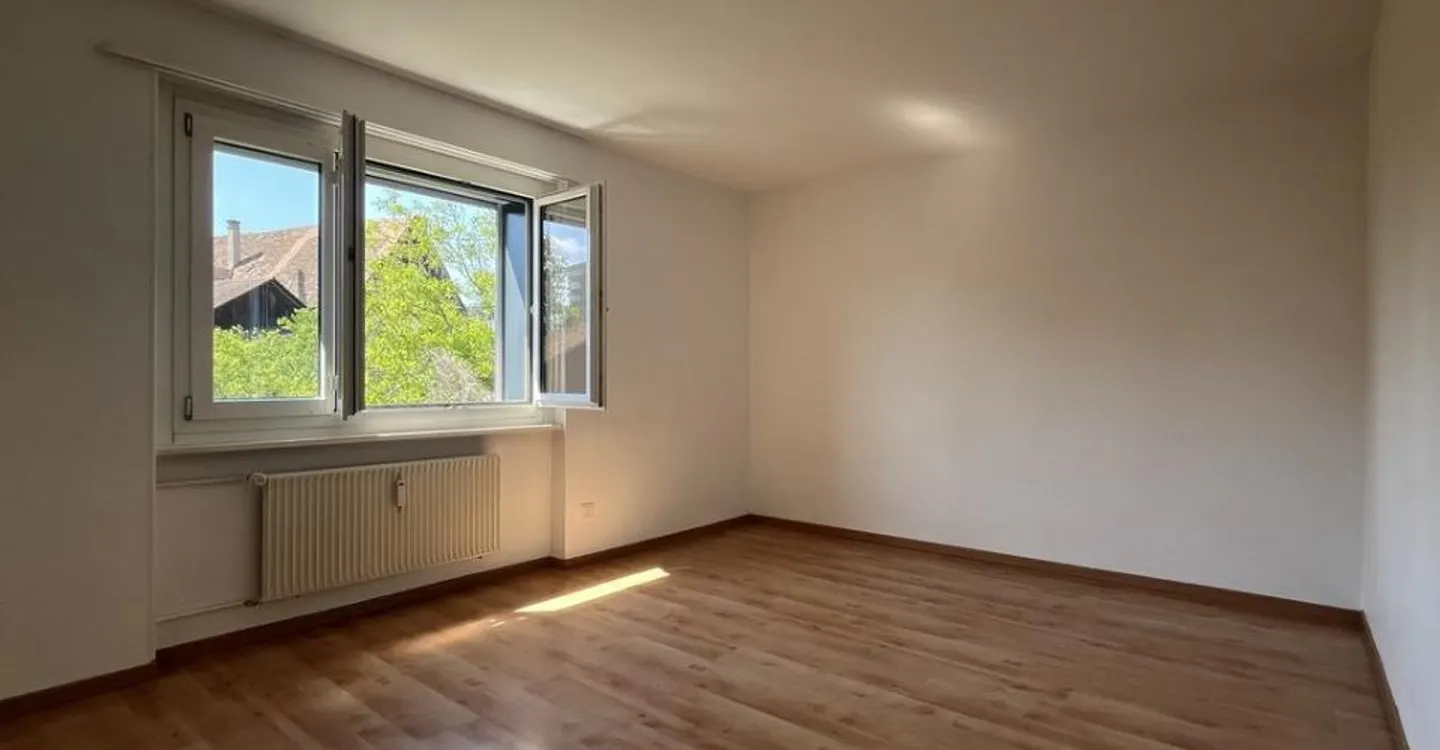 Un grande appartamento di 3 locali in affitto a Porrentruy! - Foto 3 di 8