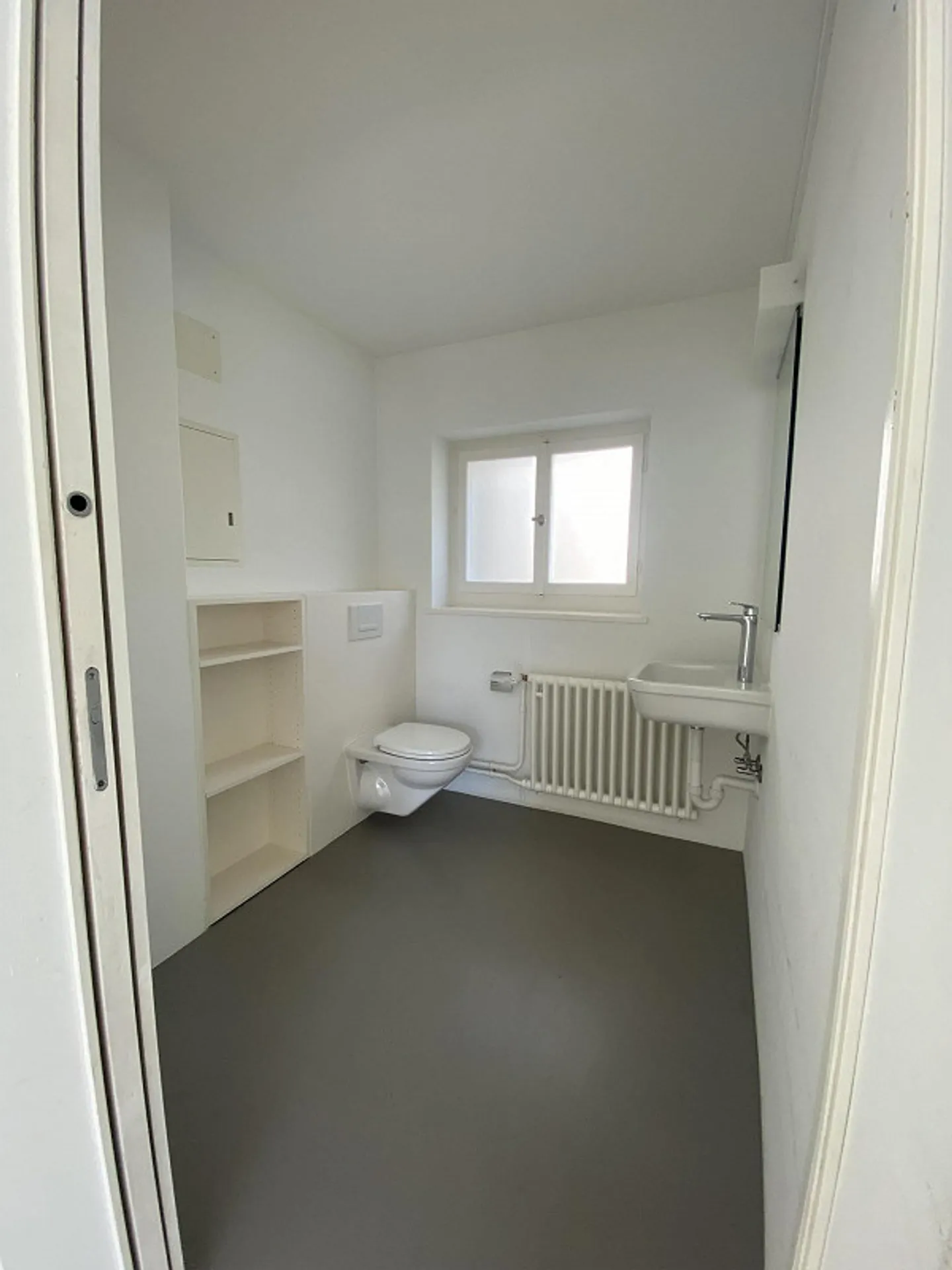 Espace commercial/bureau - Photo 5 sur 6