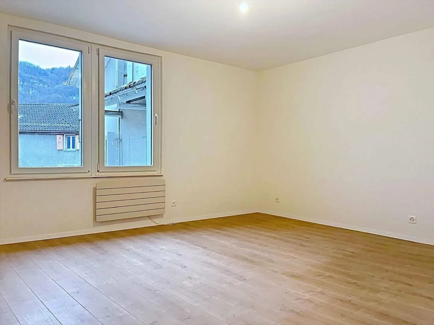 Maison contiguë 4.5 pièces - Photo 7 sur 10