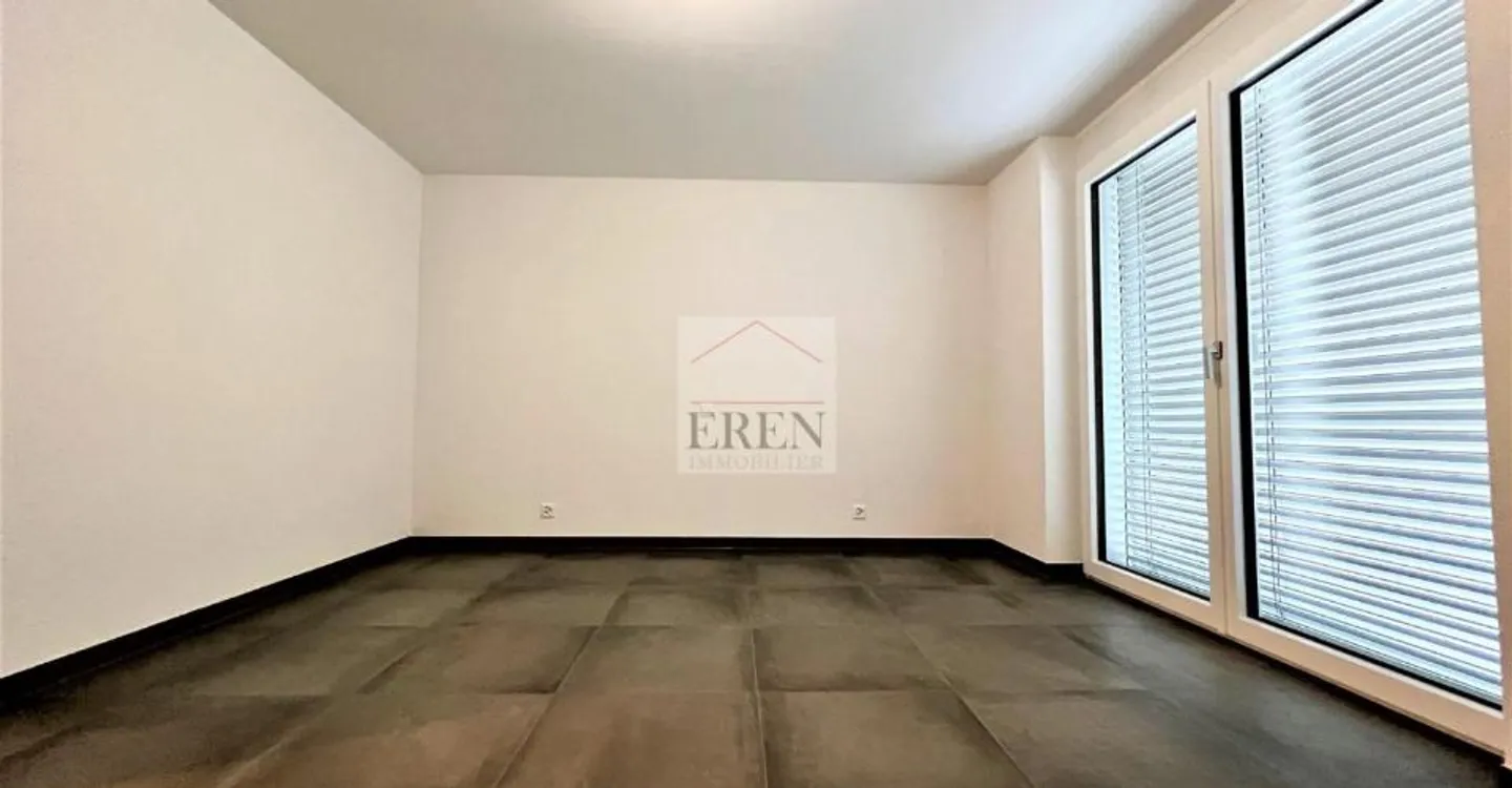 Spacious 2.5-room penthouse of 90m2 and large terrace of 29m2 in the center of Fully - Photo 8 of 13