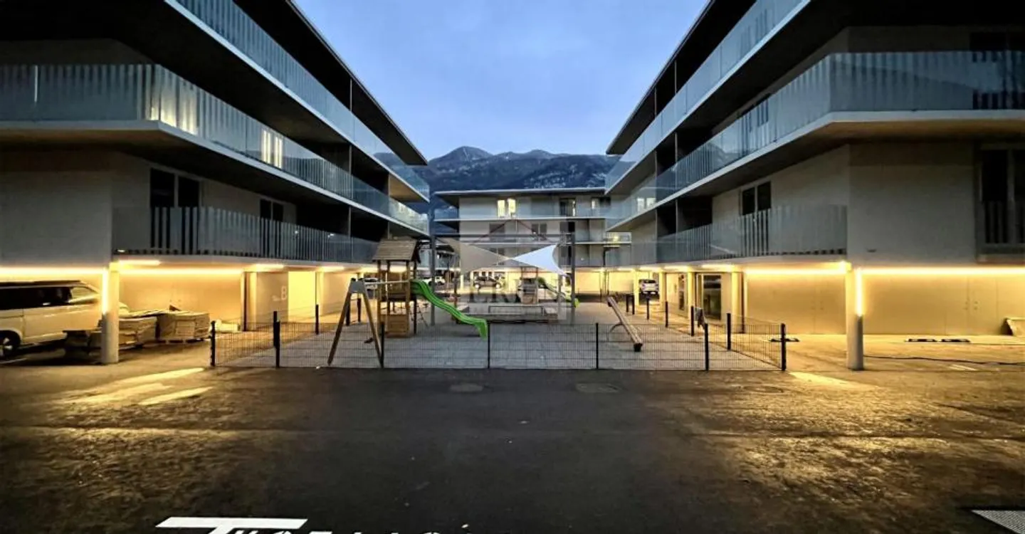 Spacious 2.5-room penthouse of 90m2 and large terrace of 29m2 in the center of Fully - Photo 13 of 13