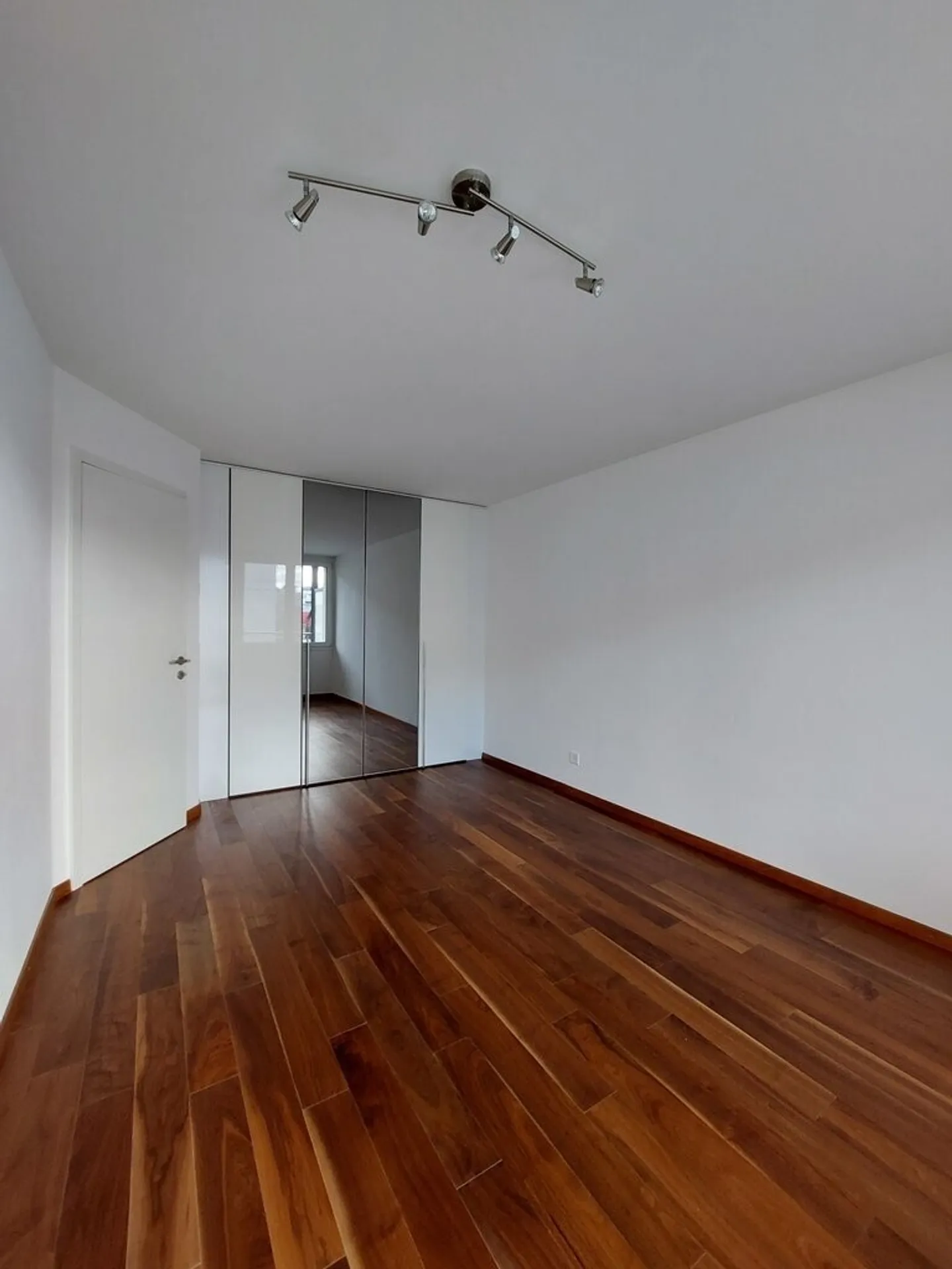 A Happy Apartment Start - Photo 4 of 7