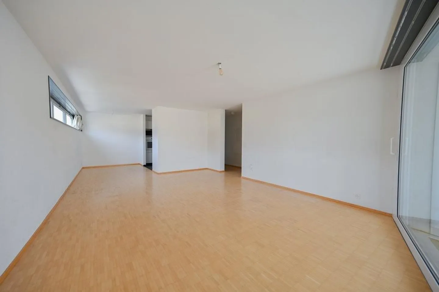 Your Retreat Close to the City Center - Photo 5 of 12