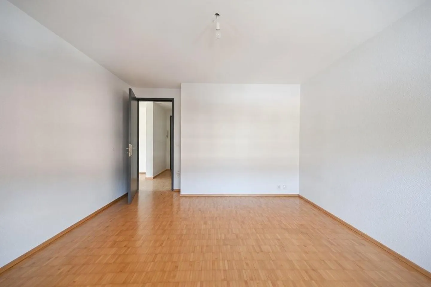 Your Retreat Close to the City Center - Photo 7 of 12