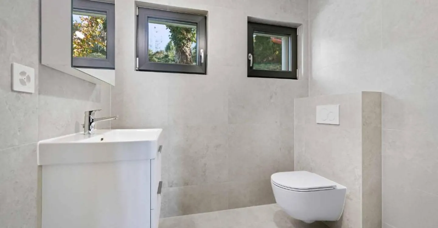 Villa contemporanea con vista lago - Foto 8 di 11