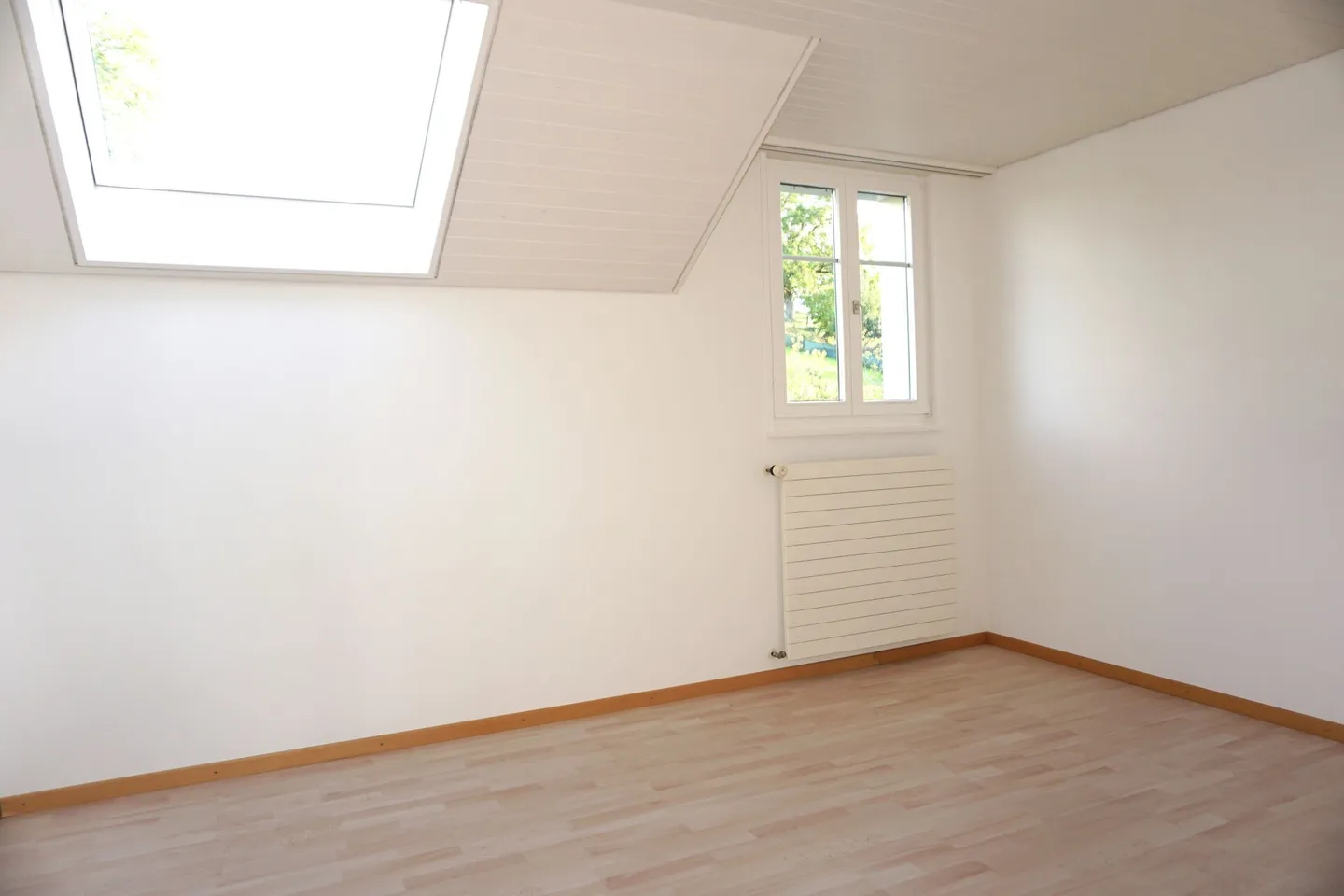 Hübsche Dachwohnung an schönster Lage - Foto 9 von 13