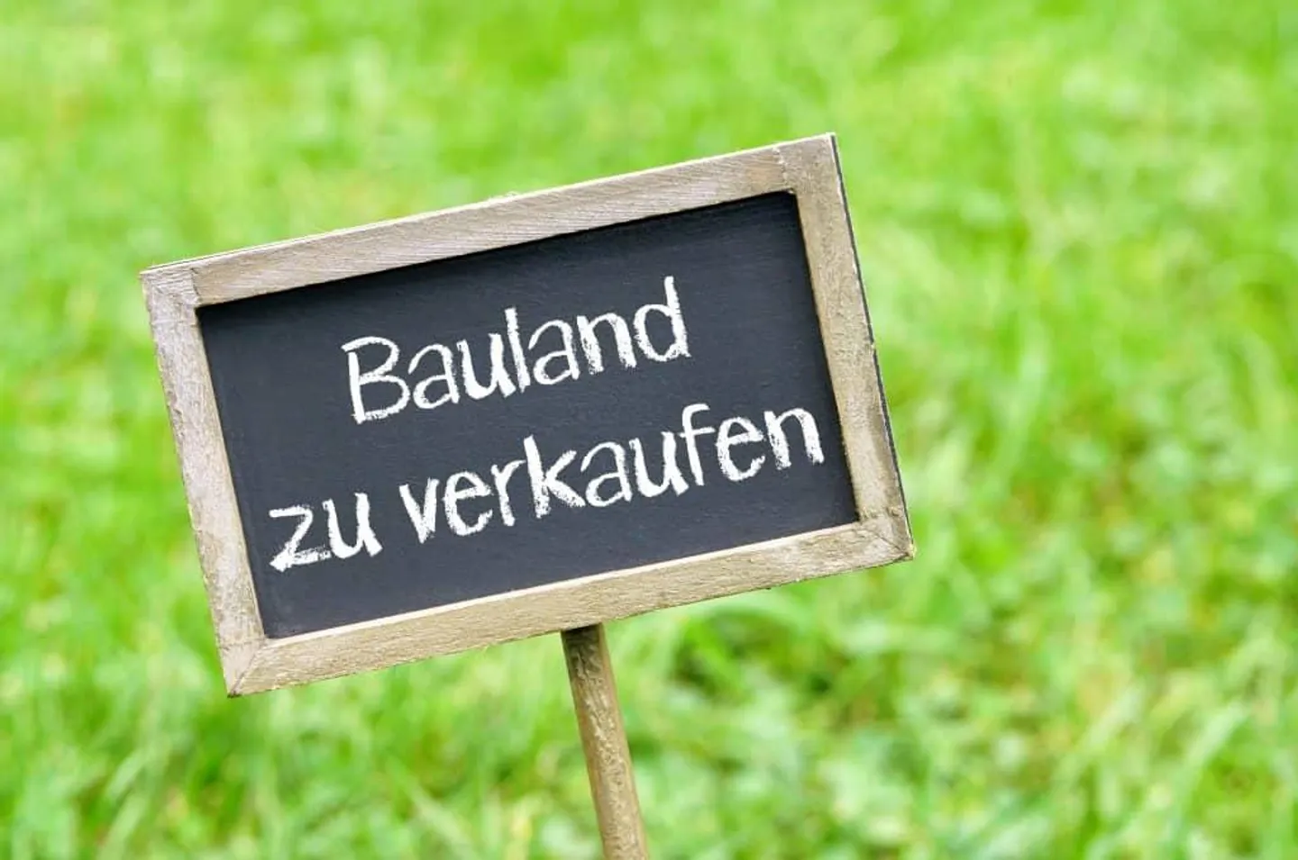 Free Building Land in Prime Location Zurich - Photo 1 of 1