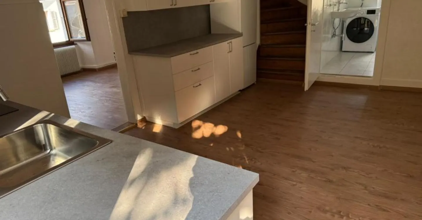 Appartement en duplex de 3 pièces copie - Foto 3 di 7