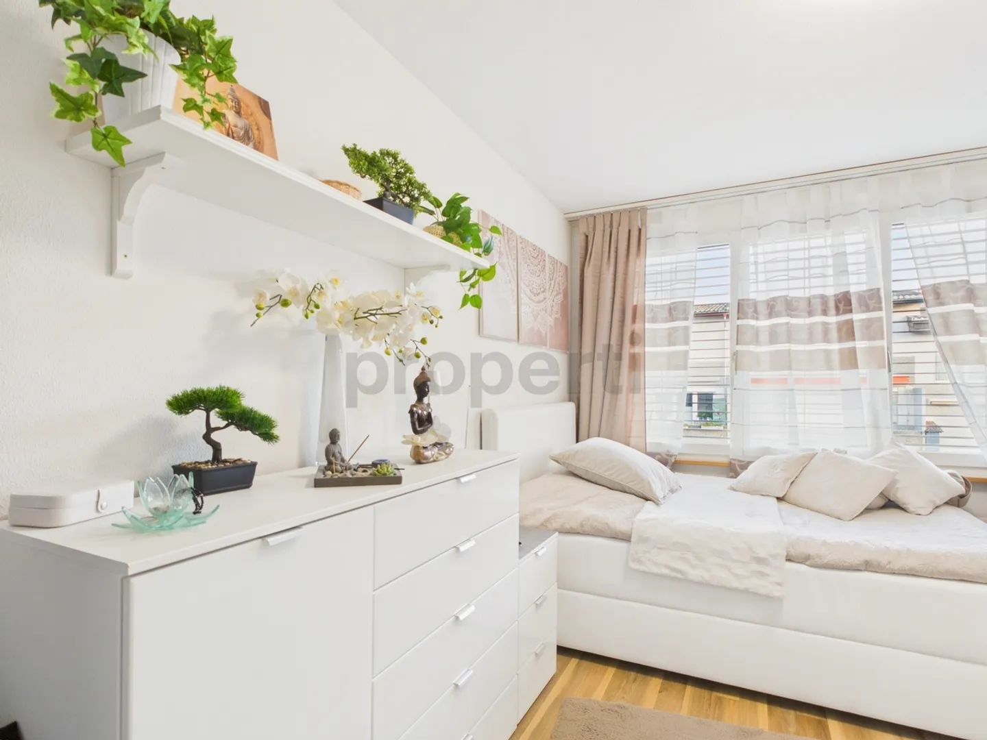 Grosszügiges Reihenhaus mit Garten - Foto 6 von 13