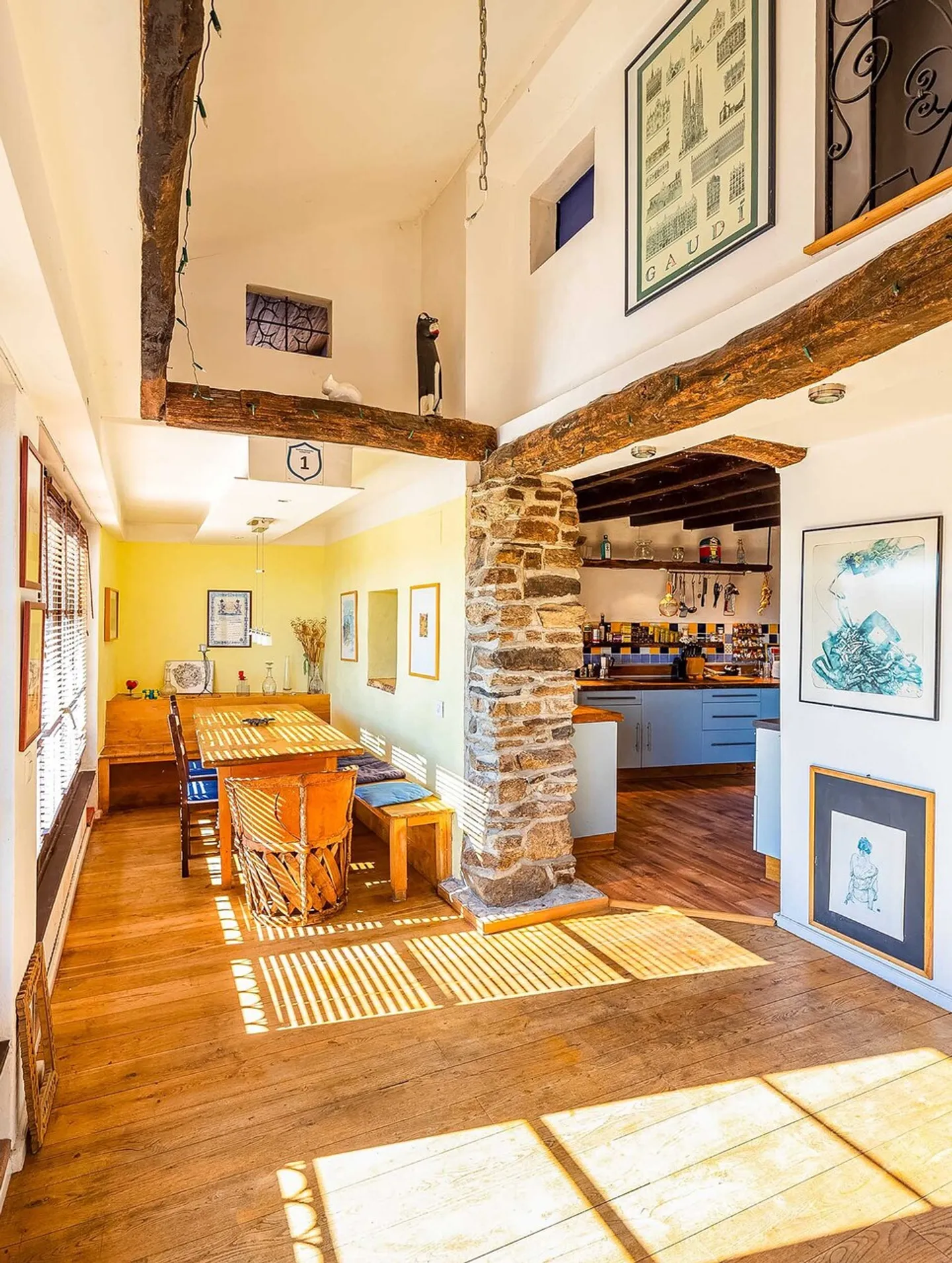 Large family house in Astano - Photo 3 of 11